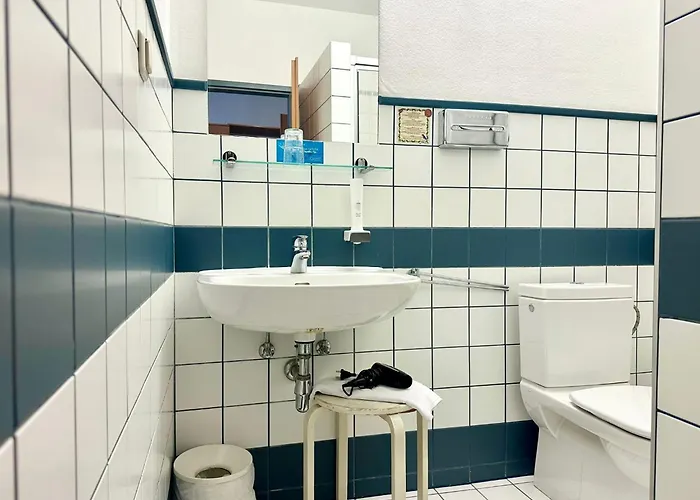 Hotel Very Apartments, 5 Min To Center, No Reception Wenen