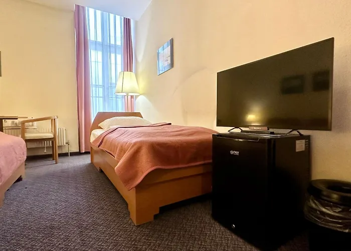 Hotel Very Apartments, 5 Min To Center, No Reception 3*