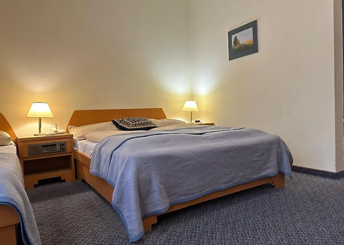 Hotel Very Apartments, 5 Min To Center, No Reception Wenen