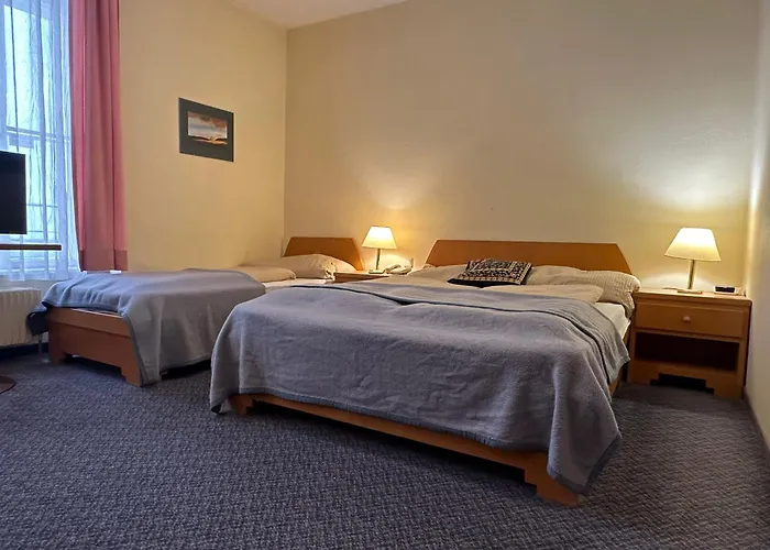 Very Apartments, 5 Min To Center, No Reception