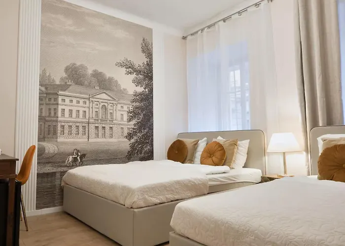 Hotel Very Apartments, 5 Min To Center, No Reception 3*