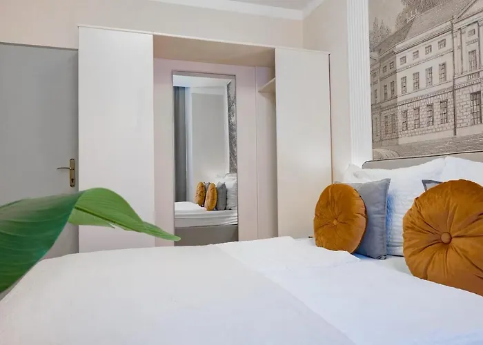 Very Apartments, 5 Min To Center, No Reception Wenen