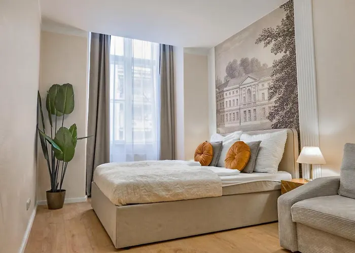 Very Apartments, 5 Min To Center, No Reception