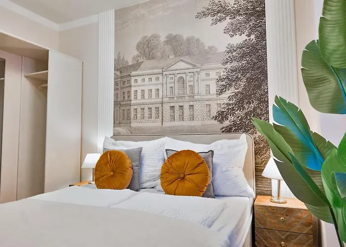 Very Apartments, 5 Min To Center, No Reception Hotel