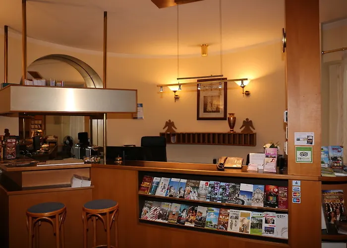 Very Apartments, 5 Min To Center, No Reception 3*