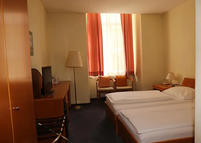 Hotel Very Apartments, 5 Min To Center, No Reception Wenen